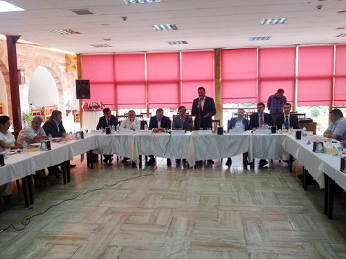 Nfusu 500 bin zerinde ile belediyelerinin bakanlar Bursa Yldrm Belediyesi'nin ev sahipliinde bir araya geldi.