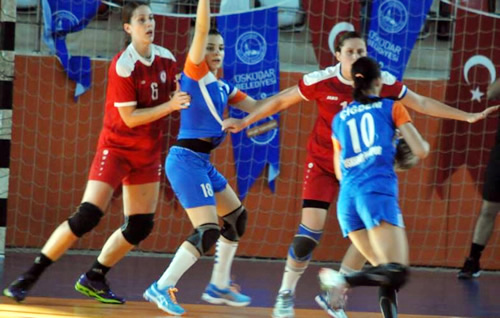 Bayanlar Hentbol Sper Ligi'nin 3. hafta karlamasnda skdar Belediyespor kendi saha ve seyirdisi nnde Anadolu niversitesi'ni 35-26 yenerek 'Bismillah' dedi.