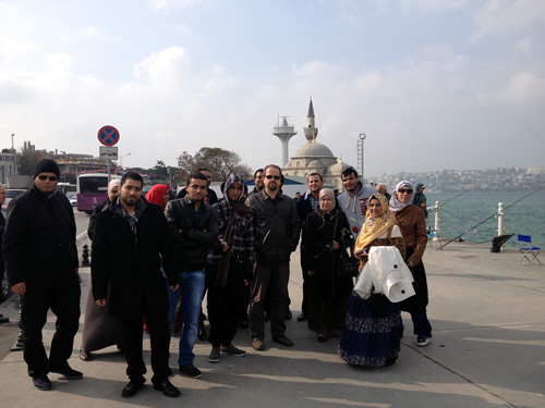 Dnyann eitli lkelerinden gelen misafirlerini arlayan skdar Belediyesi, bu kez Tunuslu gen gazetecileri arlad.