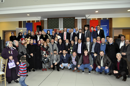 AK Parti skdar le Bakanl'nn dzenledii Kirazltepe Mahalle Tekilat Danma Meclisi Toplants, Boazii Yaam Merkezi Konferans Salonu'nda gerekleti.