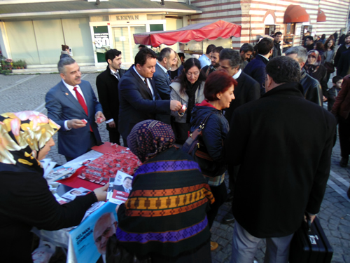 Saadet Partisi skdar Belediye Bakan Aday Erol Belen Necmettin Erbakan' anma etkinliine katld.