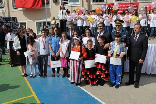 23 Nisan Ulusal Egemenlik ve ocuk Bayram skdar'da eitli etkinliklerle kutlanyor