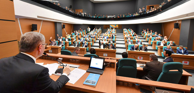 skdar Belediyesi, 8. Dnem ilk Belediye Meclis Toplants yapld