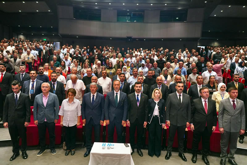MHP �sk�dar �l�e Kongresi, Ba�larba�� K�lt�r ve Kongre Merkezi&rsquo;nde yap�ld�. 