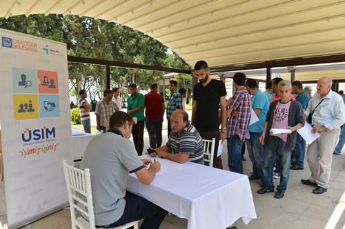 skdar'daki isizlik sorununu zmek iin kurulan SM'e iverenlerin ilgisi devam ediyor.