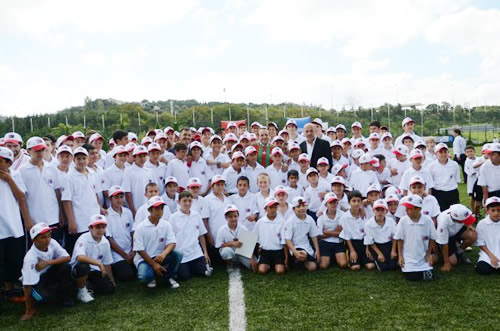 Avrupa Birliği Bakanlığı ve Üsküdar Belediyesi'nin katkıda bulunduğu Beylerbeyi Spor Kulübü Spor Okulu'nun eğitim yılı açılışı yapıldı.
