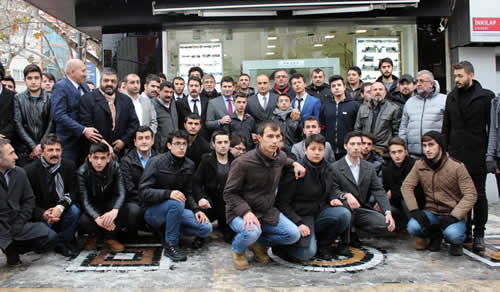 Üsküdar Ülkü Ocakları Başkanı Hüseyin Sözer, Olcay Kılavuz'a ziyaretlerinden dolayı teşekkür etti.
