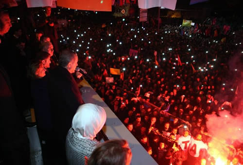 Babakan Erdoan, ''Egemenlik kaytsz artsz yargnn deildir. Egemenlik kaytsz artsz yrtmenin deildir. Egemenlik kaytsz artsz milletindir, milletin.''