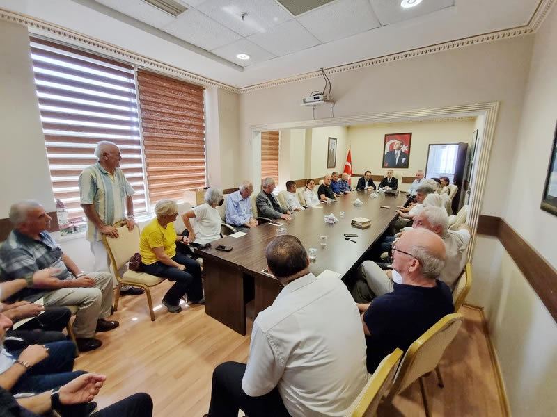 Grevine balayan skdar Kaymakam Adem Yazc'ya hayrl olsun ziyaretleri devam ediyor