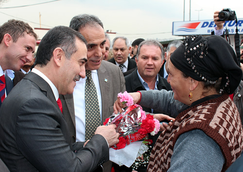 CHP Üsküdar Belediye Başkan adayı İhsan Özkes