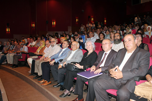 skdar Belediyesi ile Klasik Trk Sanatlar Vakf'nn birlikte gerekletirdikleri 7 Tepe 7 Sanat Uluslararas stanbul Klasik Sanatlar Yarmas'nda dller sahiplerini buldu.