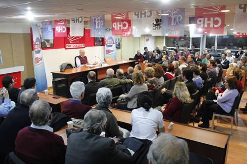 Alev Cokun, skdar'da dzenlenen panele konutu