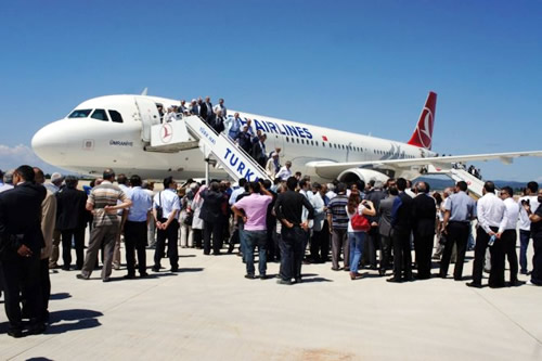 Kastamonu Havalimanndan  ayda 10 bin kii yararland. Ayrca Havalimanndan Austos ay itibari ile 150 uak ini-kalk yapt.