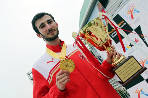 skdar Belediyesi Spor Kulb sporcusu Umut Bildik niversiteler Dnya ampiyonu