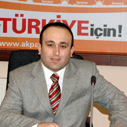 Üsküdar Belediye Başkanı Hilmi Türkmen'in Engelliler Danışmanlığını yapan Kablan, AK Parti'den milletvekili aday adayı oldu.