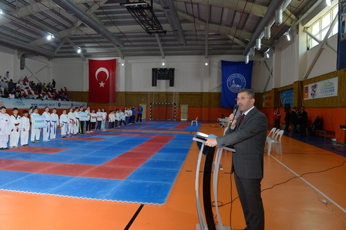 Üsküdar Spor Oyunları'nın açılışı yapıldı