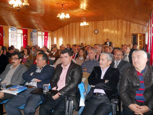 Giresun Federasyonu, ikinci olağan genel kurulu Üsküdar Çamoluk Derneği Kültür Merkezinde yapıldı. 