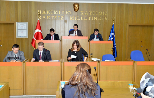 Üsküdar Belediyesi'nin Kasım ayı olağanüstü toplantısı Meclis Başkanı Esat Kalay Başkanlığı'nda yapıldı.
