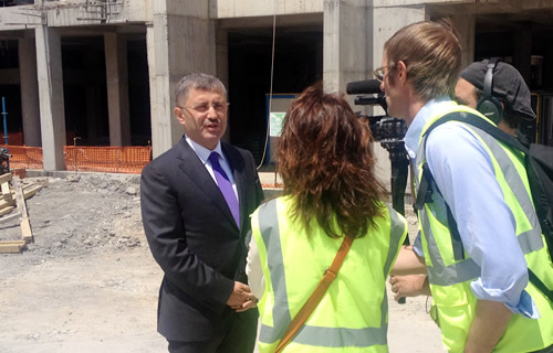 skdar Belediye Bakan Hilmi Trkmen, amlca Camii'nin ncelikle, bir lke, bir hkmet projesi olduunu belirtti