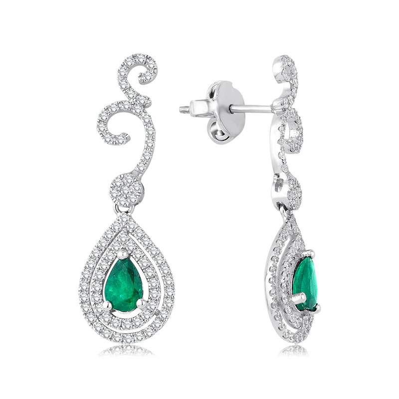 Pırlanta küpeler, kolyeler ve pırlantayla bezenmiş özel tasarım ürünü olan birbirinden güzel mücevherler lal de siz sahiplerini bekliyor.