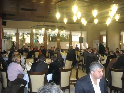 Üsküdar Kaymakamlığı ve Üsküdar Belediye Başkanlığı'nın, davetlisi olarak ilk defa çeşitli branşlarda, Üsküdar İlçemizde faaliyet gösteren bütün kulüpler bir araya gelerek sorunlarını konuştu.