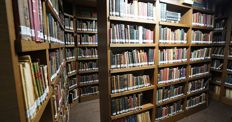 Üsküdar Mihrimah Sultan Gençlik Kütüphanesi hizmete açıldı