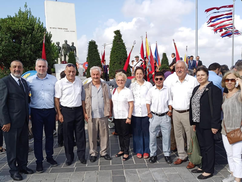 100.'c ylnda 30 Austos Zafer Bayram skdar'da cokuyla kutland