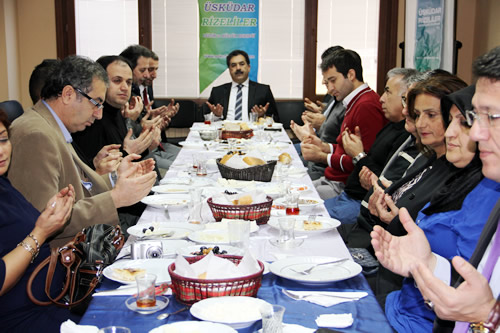 skdar Rizeliler Dernei ''ok Yrek Tek Bilek'' platformunun bu hafta ki konuu Marmara Elazllar Dernei oldu.