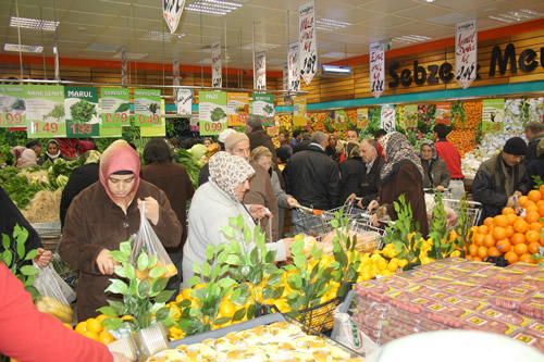 Snrsz alveri mutluluu'nun adresi ar Market'in yeni ubesi Yavuztrk Mahallesi Bosna Bulvar'nda ald.