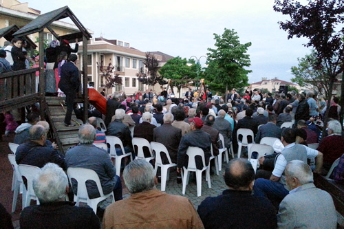 skdar Belediye Bakan Hilmi Trkmen, Bahelievler Mahallesi Kentsel Dnm toplants