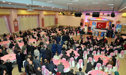 AK Parti Üsküdar İlçe Başkanlığı'nın düzenlediği Yavuztürk Mahallesi Danışma Meclisi ve Sandık Başkanları Eğitim Toplantısı, Sancak Efsane Düğün Salonu'nda gerçekleşti.