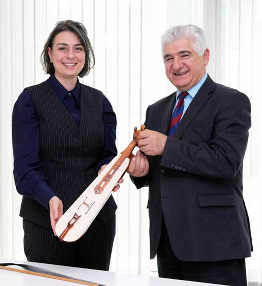 �sk�dar Belediyesi Ba�kan Yard�mc�s� Tahsin Usta g�revinden istifa etti