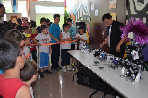 skdar Genlik Merkezi RoboKids etkinliine youn ilgi