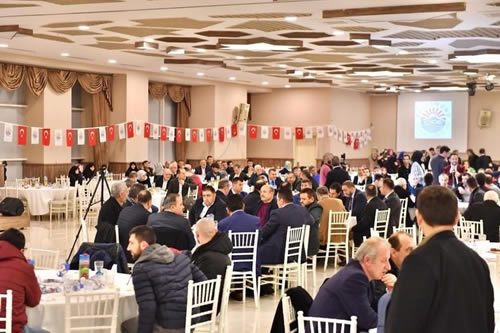 Merkezi Çengelköy'de bulunan Kastamonu Cide Soğuksu Derneği, düzenlediği bir geceyle kuruluşunun 20. yılını kutladı.