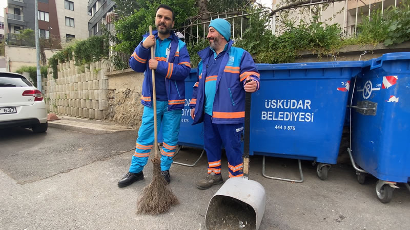 Sanat Alian skdar Belediyesi doa dostu personelleriyle birlikte skdar sokaklarnda bir gnn geirerek ''skdar'da Dnm Modeli'' projesi srelerinin her safhasna katlm salad.