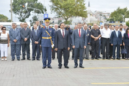 30 Austos Zafer Bayram, skdar'da cokuyla kutland