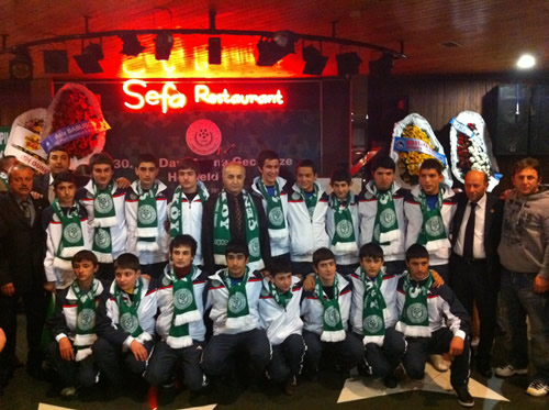 engelkyspor 30'uncu yln 26 ubat 2011 Cumartesi gecesi amlca Sefa Restaurant'da dzenledii geleneksel dayanma gecesi ile kutlad.