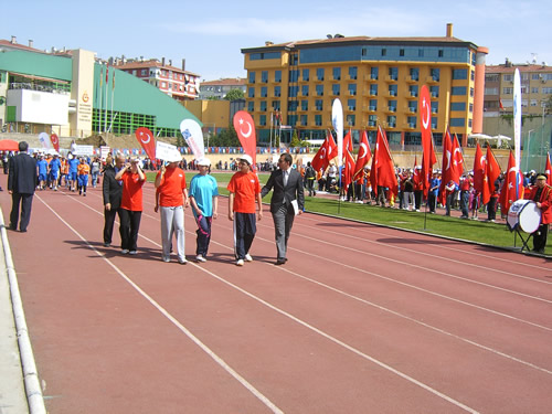 zel Sporcular engel tanmayarak kyasya yartlar
