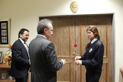 Ak Parti skdar Polis Haftasn Kutlad