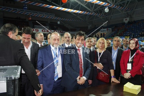 AK Parti skdar 5. Olaan Kongresi'nden Kareler
