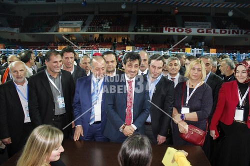 AK Parti skdar 5. Olaan Kongresi'nden Kareler