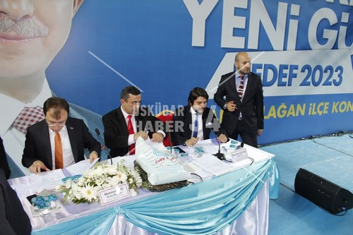 AK Parti skdar 5. Olaan Kongresi'nden Kareler
