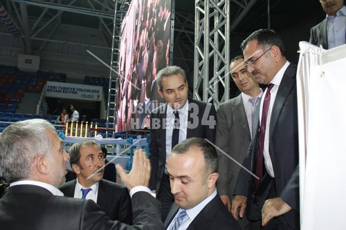 AK Parti skdar 5. Olaan Kongresi'nden Kareler