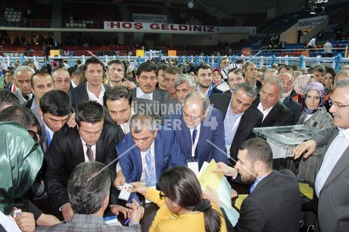 AK Parti skdar 5. Olaan Kongresi'nden Kareler