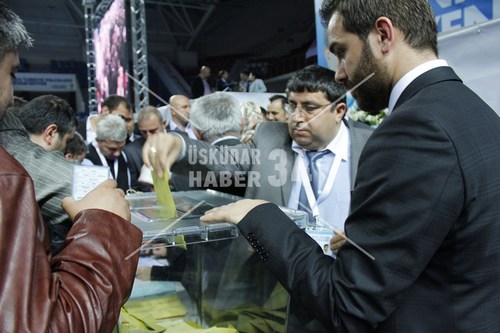 AK Parti skdar 5. Olaan Kongresi'nden Kareler