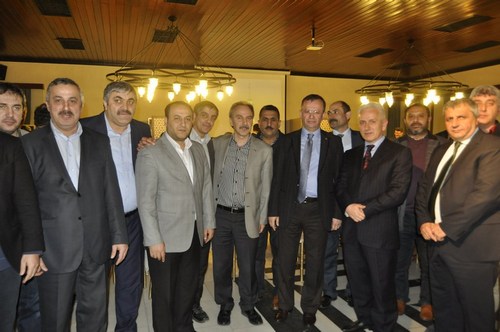 AK Parti Üsküdar'ın eskimeyen teşkilat üyeleri birlik, beraberlik ve vefa gecesinde buluştu