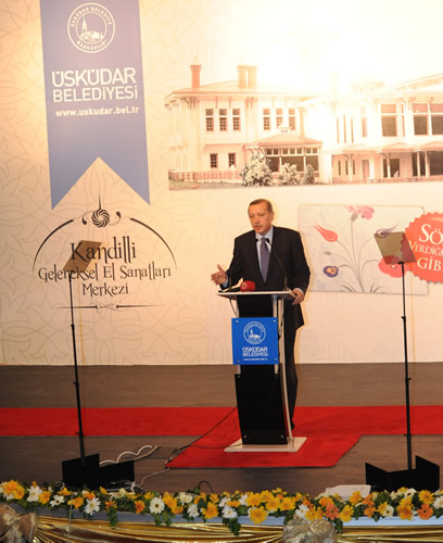 Babakan Erdoan, Kandilli Geleneksel El Sanatlar Merkezi'ni hizmete at