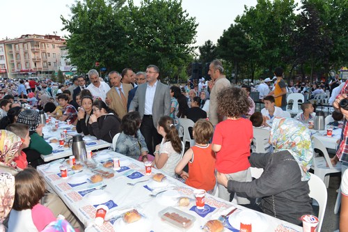 skdar Sokak ftarlar Bulgurlu Mahallesi ile devam etti