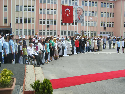 engelky Lisesi Trkiye'nin En Kaliteli Okulu dl Treni