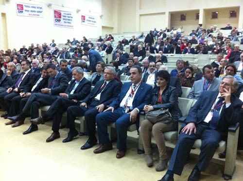 CHP skdar le Bakanl 9. Olaan Genel Kongresi Haydarpaa Lisesi Kongre Salonu